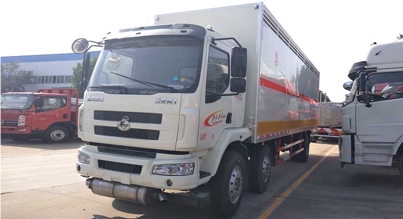 ������9.6�ף���ȼ������ʽ���䳵